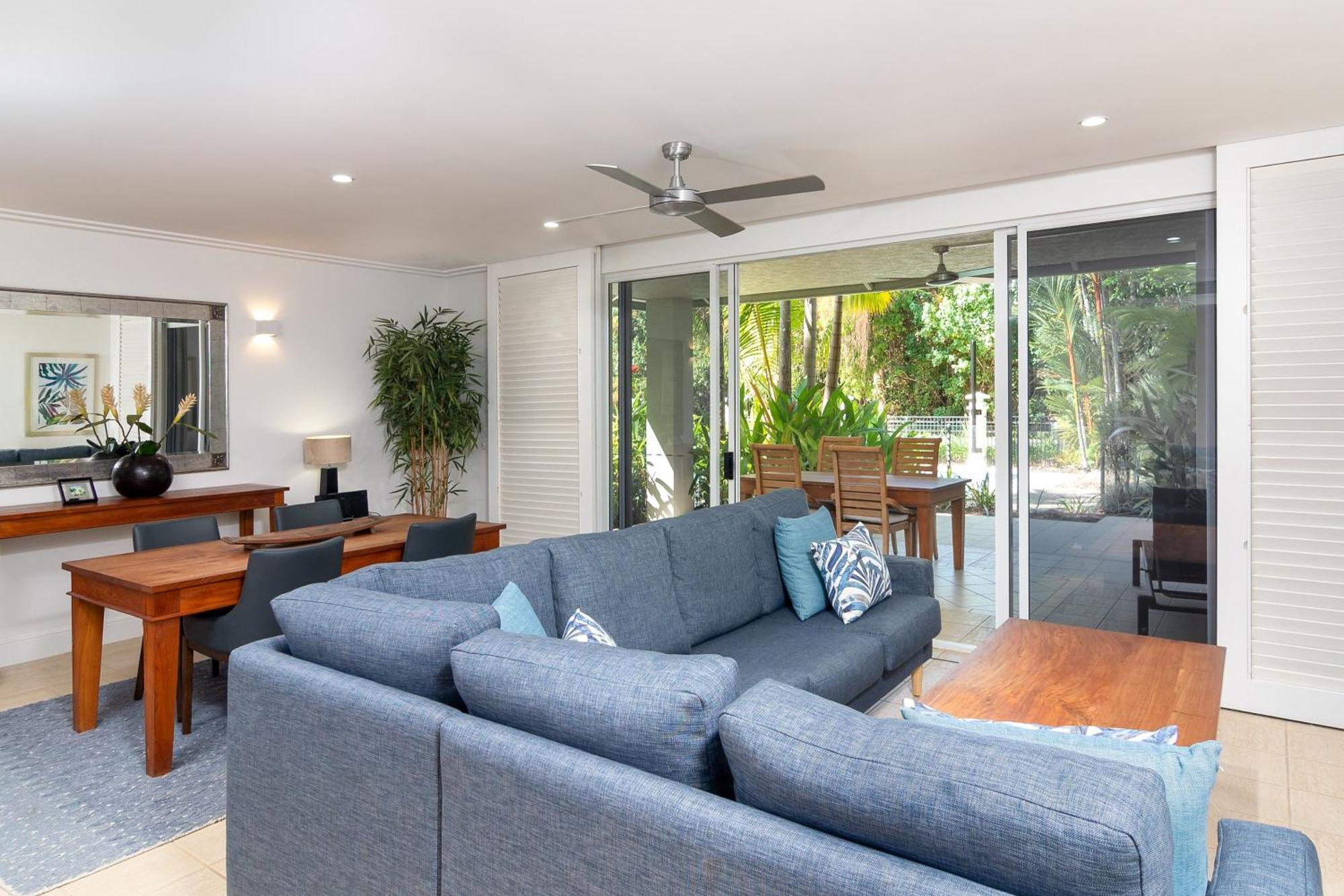 Mandalay Luxury Beachfront Apartments Port Douglas Exterior foto